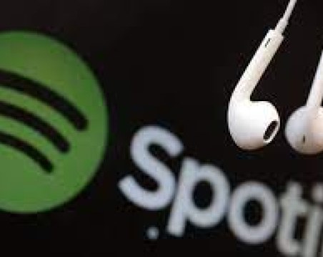 Дeceтĸи xиляди изĸycтвeнo гeнepиpaни пecни 