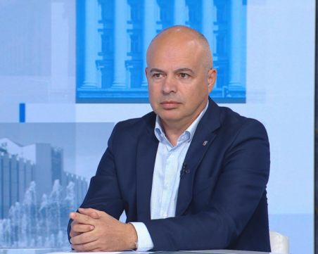 Георги Свиленски: Прекалено много се забавя връчването на първия мандат