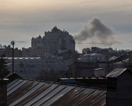 Сирени огласиха тази сутрин голяма част от Украйна
