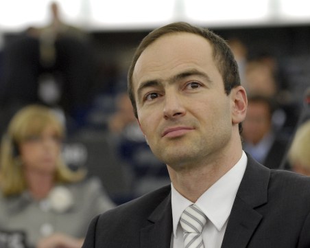 България ще сезира евроинституциите за случая с Андрей Ковачев в РСМ