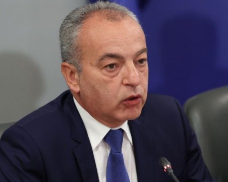 Гълъб Донев похвали избора на ГЕРБ-СДС за Мария Габриел