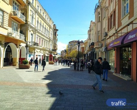 Температурите в Пловдив леко се повишават, но слънцето остава зад облаците
