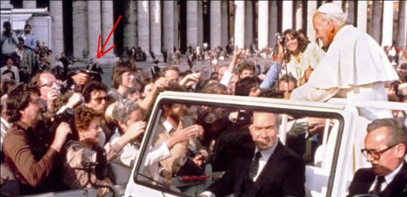 На този ден: Али Агджа прави опит да убие папа Йоан Павел II