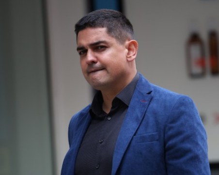 Радостин Василев се отказва от имунитета си