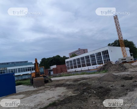 Разполагат техниката на ПК „Младост”, до две години Пловдив ще има най-модерния басейн