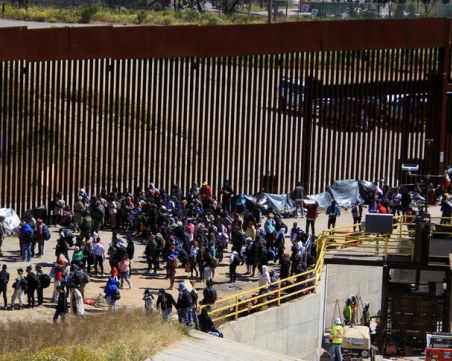 Безпрецедентен миграционен натиск в САЩ