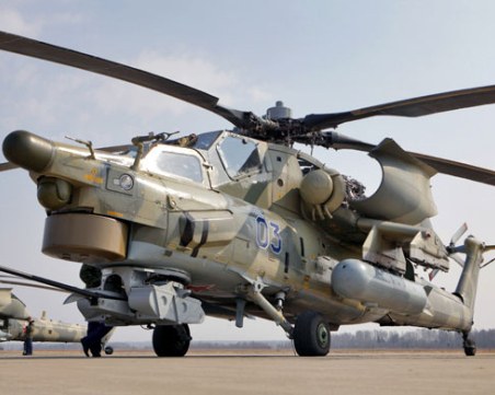 Двама пилоти загинаха при падане на руски военен хеликоптер в Крим