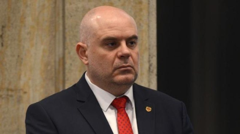 Прокурорска колегия поиска отстраняването на Иван Гешев