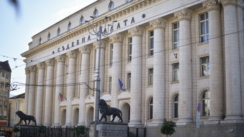 Софийски прокурори също искат предсрочно освобождаване на Иван Гешев