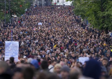 Втори масов протест в Белград под мотото Сърбия срещу насилието