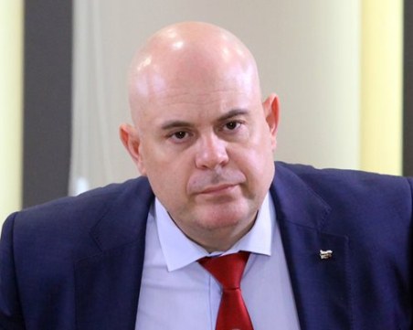 Иван Гешев се прибира от САЩ