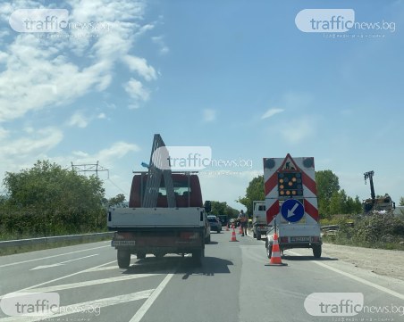 Околовръстно, ама друг път: Ремонт на мантинела задръсти родопската тангента на Пловдив