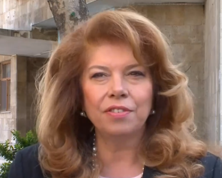 Йотова: ГЕРБ иска да направи правителство с ПП-ДБ, независимо с чий мандат