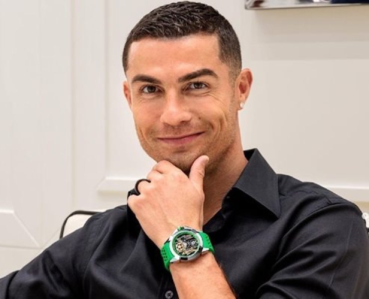 Подариха часовник на Кристиано Роналдо за 105 000 евро