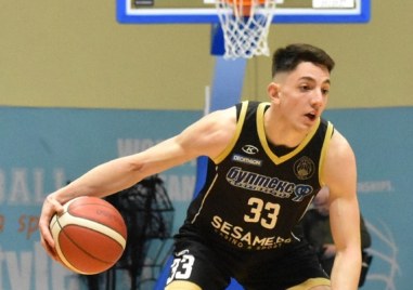 Баскетболистът на Академик Кръстомир Михов стана топрелизатор на финалите при старшата