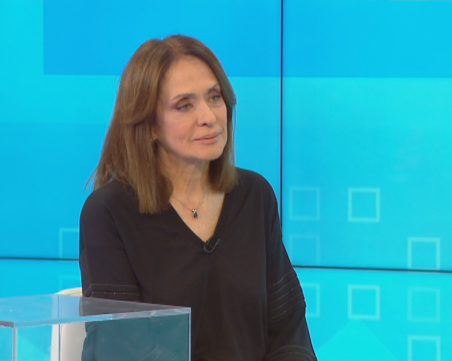 Надежда Нейнски: Очевидно има силна тенденция за промяна в Турция