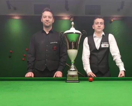 Пловдивчанинът Велиан Димитров загуби драматичен финал в Републиканското първенство по снукър