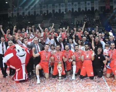 Български волейболист стана шампион в Турция