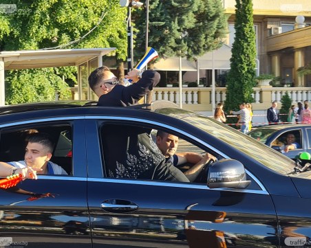 Полицията предприема специални мерки заради абитуриентските балове