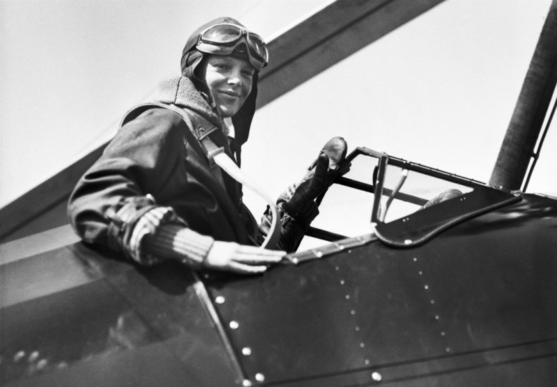 На този ден: Първият самостоятелен полет на жена над Атлантическия океан