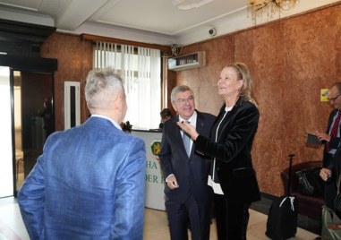Президентът на Международния олимпийски комитет Томас Бах пристигна днес на