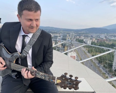 Батерия на електрическа тротинетка подпали апартамента на Цветан Недялков