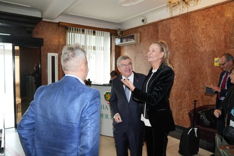 Президентът на МОК Томас Бах пристигна на посещение в България