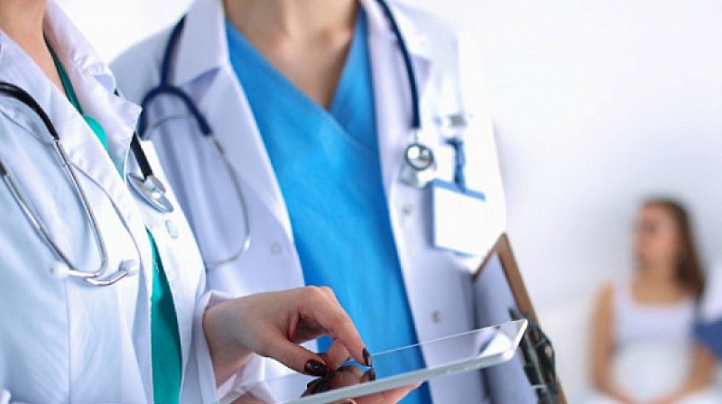 Д-р Маджаров: Липсват 30 000 медицински сестри, до 5 години може да затваряме болници