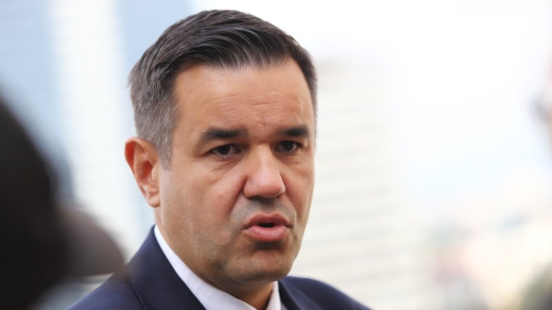 Стоянов: Няма логика цените на дребно да не падат