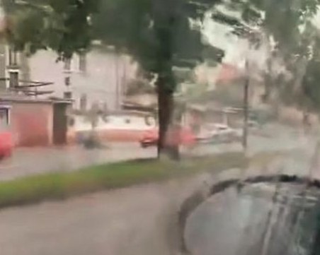 Градушка удари Пазарджик