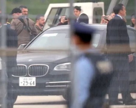 Зеленски пристигна в Хирошима за срещата на Г-7