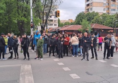 Национален протест срещу войната по пътищата се провежда на няколко