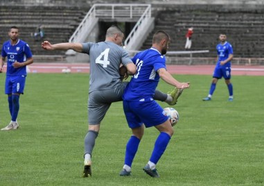 Спартак записа победа с 2 0 при домакинството на Загорец Мачът