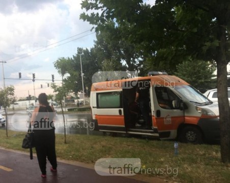 18-годишна без книжка блъсна дете в Лъки, настанено е в болница