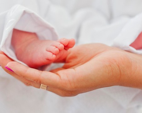 Чудо в медицината: Новородено бебе оцеля след 80 дни борба за живота му