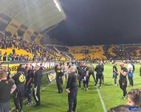 Ръководството на Ботев с позиция след събличането на играчите: Недопустимо поведение!