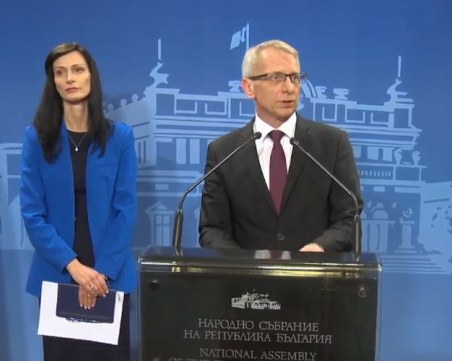 Разбраха се! Акад. Денков става премиер, Мария Габриел – вицепремиер, след това се сменят