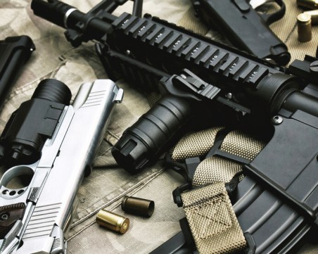 След масовите стрелби в Сърбия: Предадени са над 33 000 броя оръжия