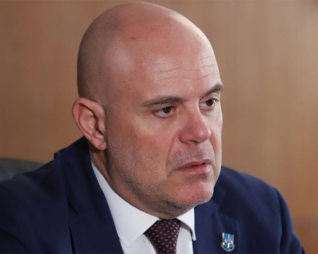 Главният прокурор Иван Гешев изпрати становище до ВСС