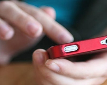 Пловдивчанин за странни обаждания: Казват ви, че печелите, искат личните данни на вас и децата ви