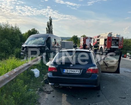 19-годишна загина при тежка катастрофа край Краводер