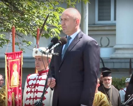 Радев: Българите сме неделима част от Европа не по милост, а по принос