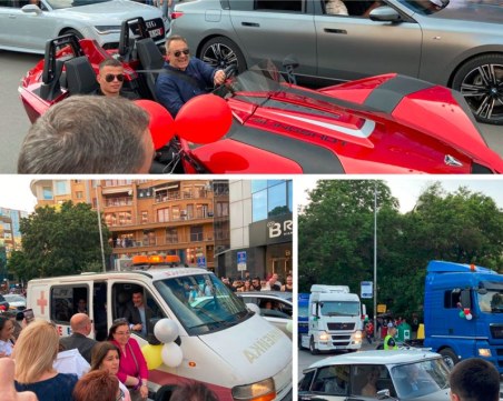 Три тира изпратиха абитуриент пред Новотела, на паркинга се появи и линейка