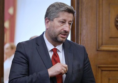 Демократична България няма да предлага свои министри в ротационното правителство Денков Габриел
