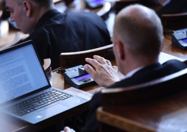 Единодушно правна комисия прие окончателно да се въведе механизъм за разследване