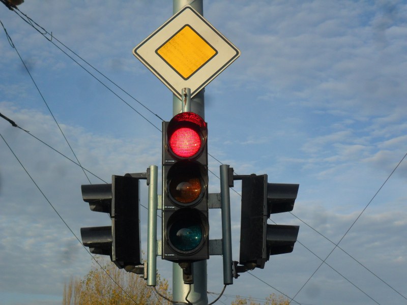 Без ляв завой на възлово кръстовище в Пловдив, шофьорите да карат внимателно