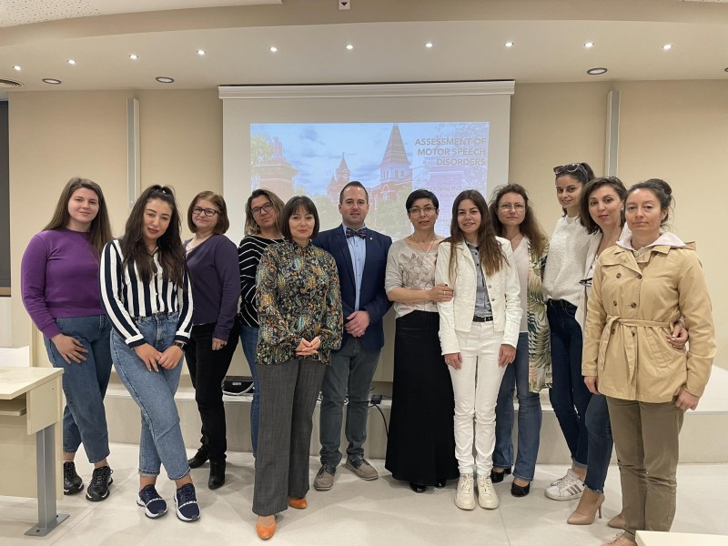 Студенти от МУ-Пловдив се обучават в първата по рода си магистърска програма ВИДЕО