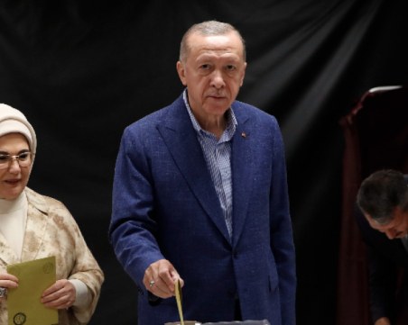 Висшата избирателна комисия на Турция: Изборният ден протича нормално