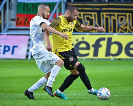 Ботев пак не успя да отбележи на Колежа, 