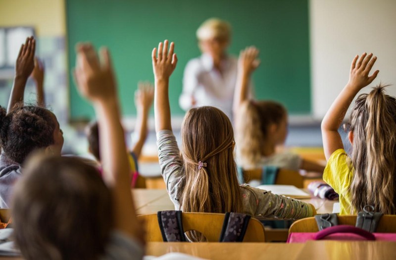 Учителите искат 30% увеличение на заплатите, готови са на стачки